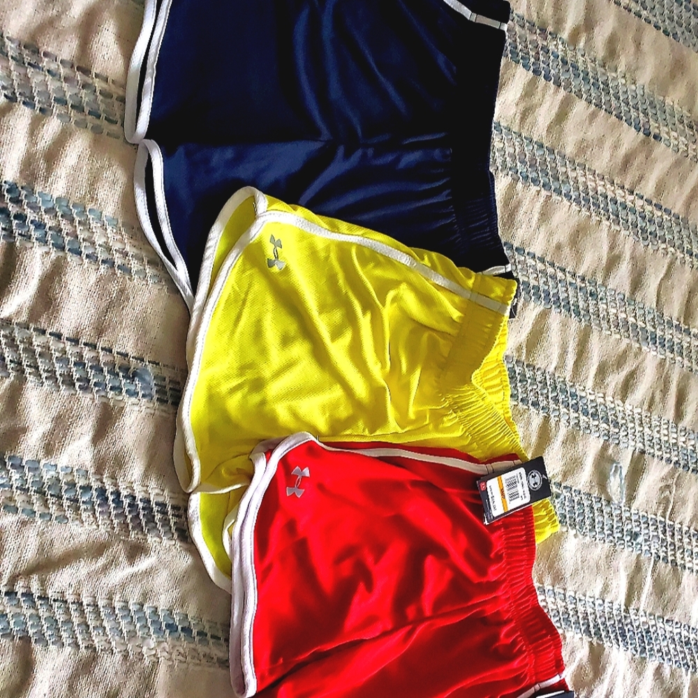 Under Armour set of 3 women's shorts